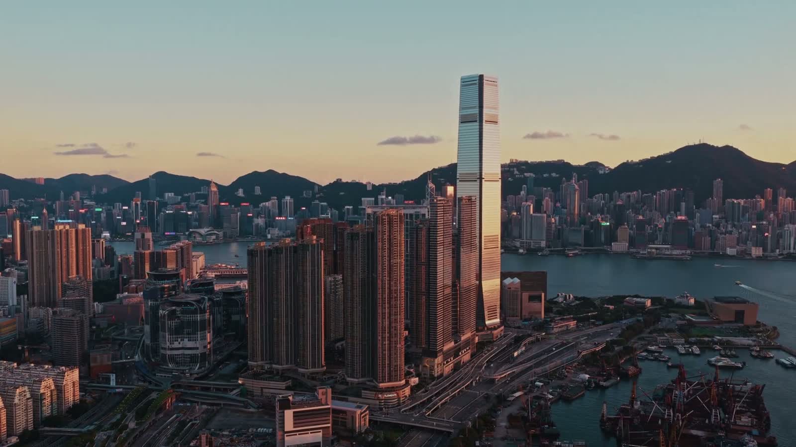 Beyond Visuals — luxury hospitality cinematography in Hong Kong