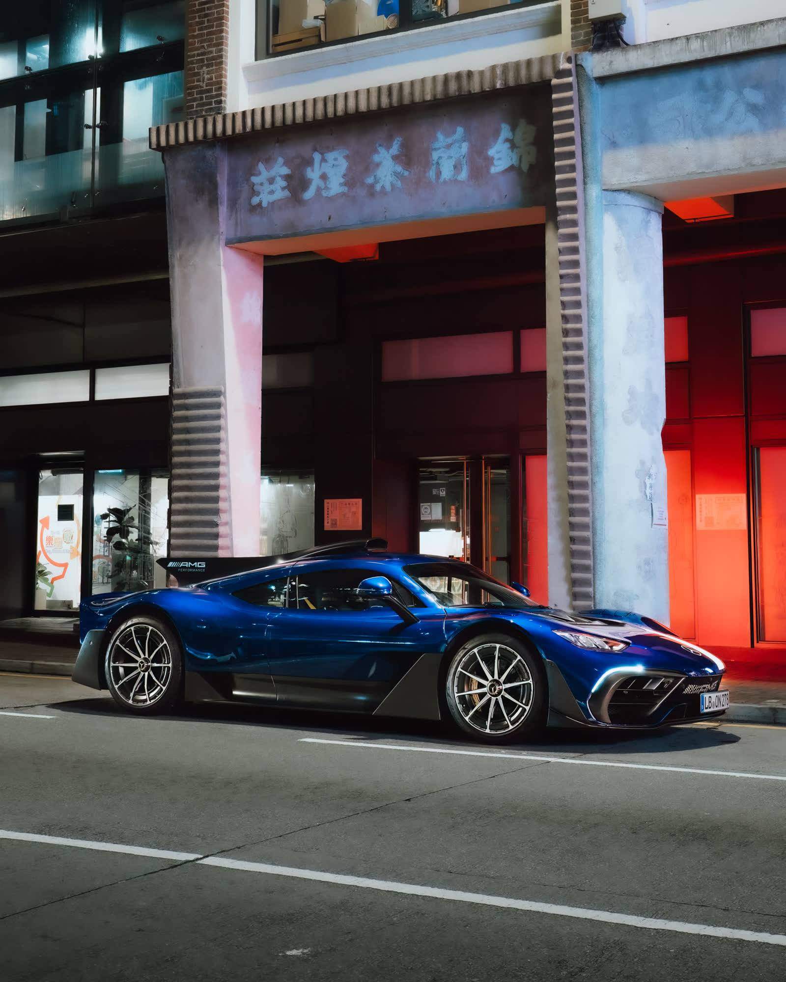 Mercedes-Benz — After Dark